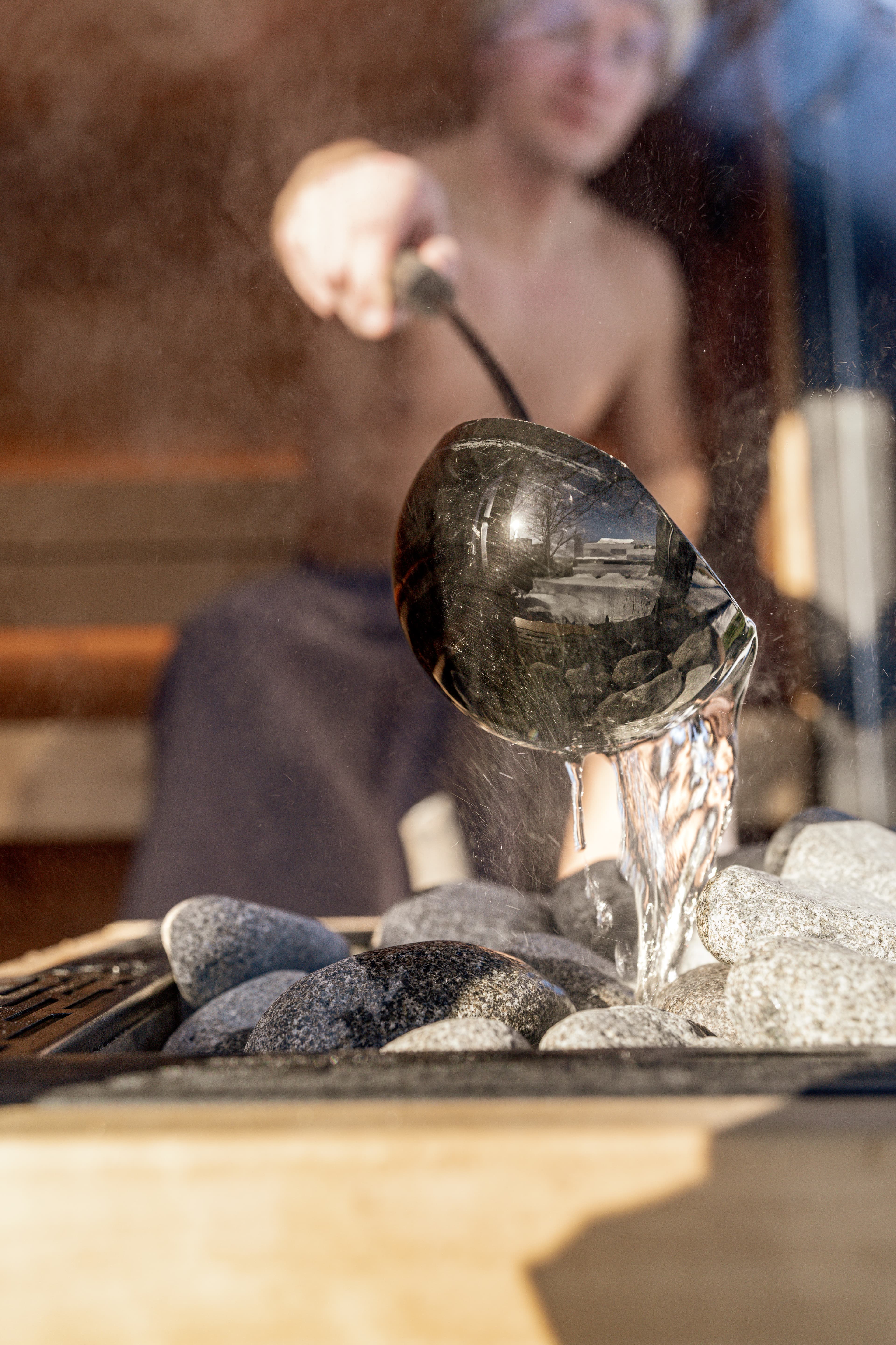 HUUM Core Now in the US: The Only Electric Heater That Disappears Into Your Bench